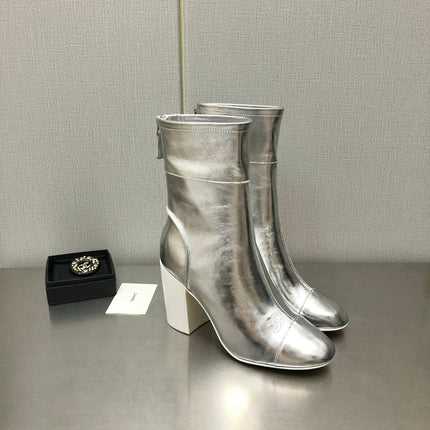 HIGH HEEL ANKLE BOOTS IN SILVER CALFSKIN