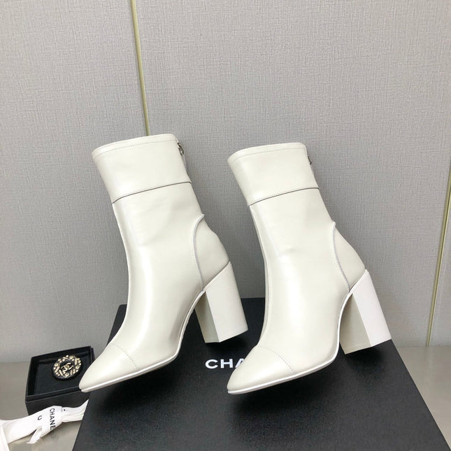 HIGH HEEL ANKLE BOOTS IN WHITE CALFSKIN