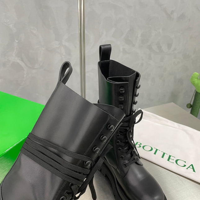 LUG LACE-UP BOOT IN BLACK CALFSKIN 7 CM