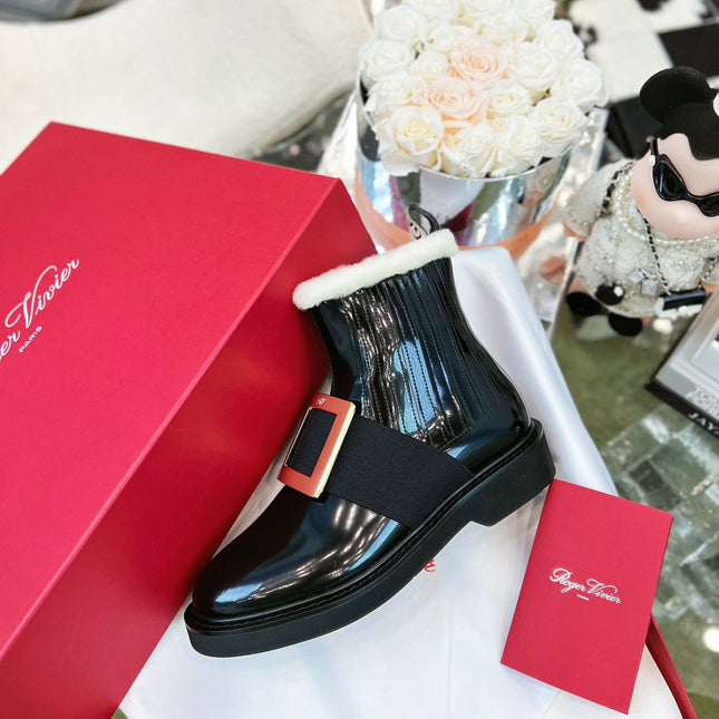 VIV' RANGERS CHELSEA BOOTIES IN PATENT BLACK CALFSKIN FLEECE LINING GOLD BUCKLE