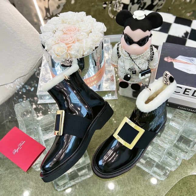 VIV' RANGERS CHELSEA BOOTIES IN PATENT BLACK CALFSKIN FLEECE LINING GOLD BUCKLE