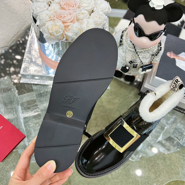 VIV' RANGERS CHELSEA BOOTIES IN PATENT BLACK CALFSKIN FLEECE LINING GOLD BUCKLE