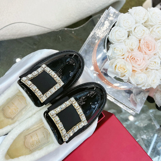 VIV' RANGERS LOAFERS IN BLACK PATENT CALFSKIN FLEECE LINING CRYSTAL BUCKLE