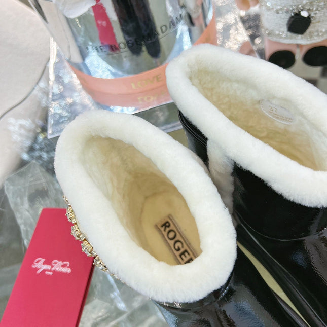 VIV SNOW ANKLE BOOTS IN BLACK PATENT CALFSKIN