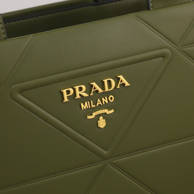 PRA LARGE 39 TOTE IN OLIVE GREEN CALFSKIN GOLD HARDWARE