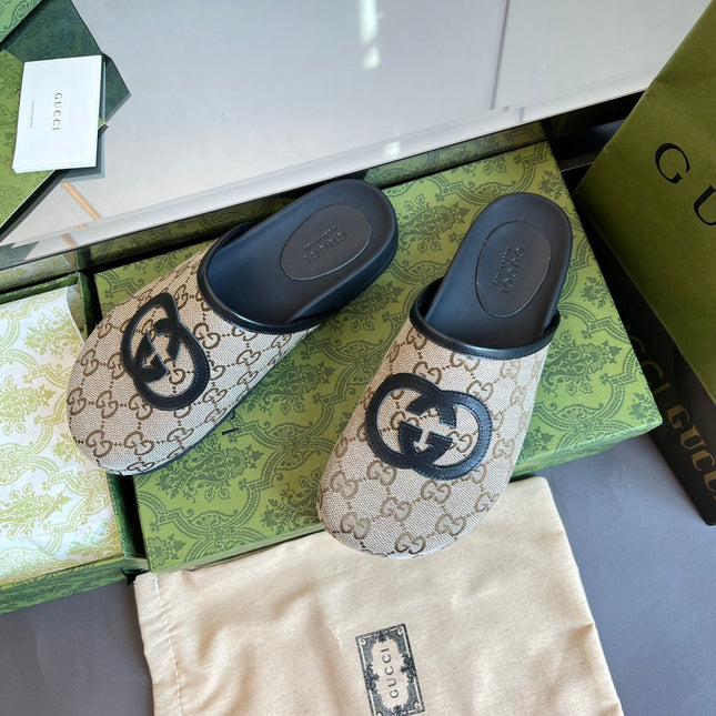 INTERLOCKING G MULE IN BEIGE MONOGRAM CANVAS AND LEATHER