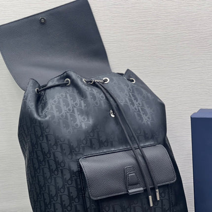 MEDIUM BACKPACK 38 IN BLACK OBLIQUE MIRAGE CALFSKIN