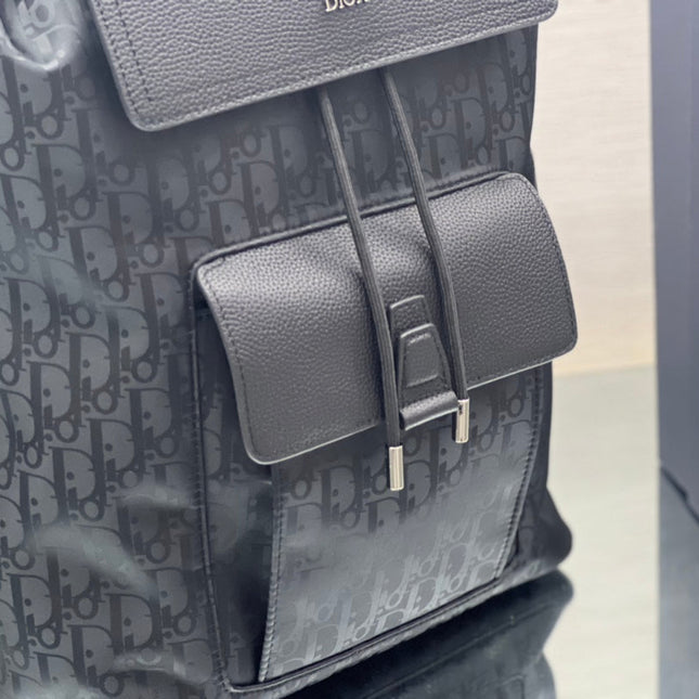 MEDIUM BACKPACK 38 IN BLACK OBLIQUE MIRAGE CALFSKIN