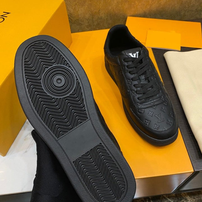 LV RIVOLI SNEAKER BLACK MONOGRAM