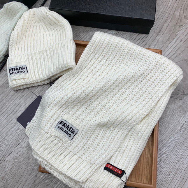 SET SCARF AND HAT IN WHITE WOOL AND RABBIT FUR 388991