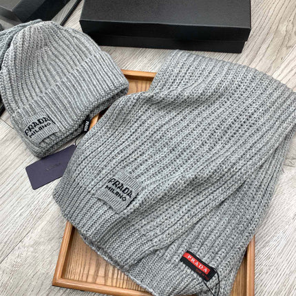 SET SCARF AND HAT IN PALE GRAY WOOL AND RABBIT FUR 388992