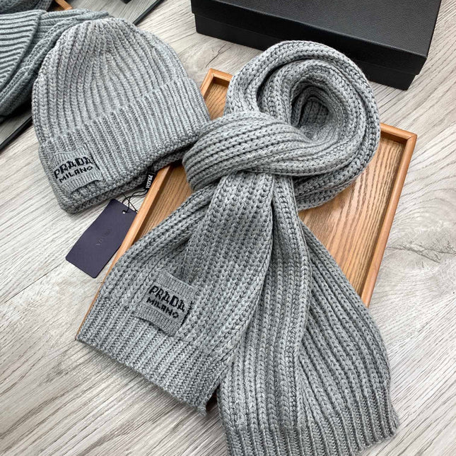 SET SCARF AND HAT IN PALE GRAY WOOL AND RABBIT FUR 388992