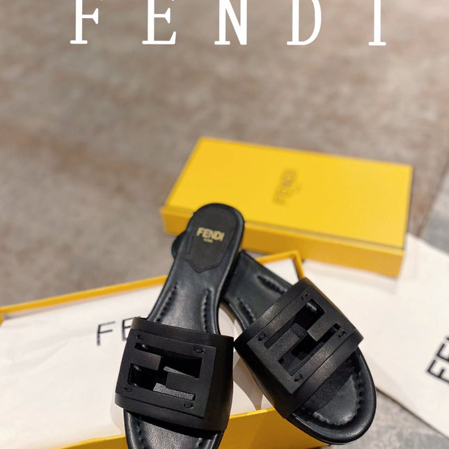 FENDI BAGUETTE SLIDES IN BLACK LAMBSKIN