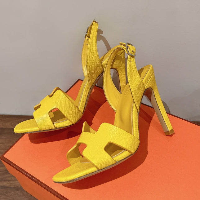 HOLY 105 SANDAL IN BRIGHT YELLOW GRAINED CALFSKIN