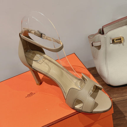 PREMIERE 105 SANDAL IN SAND BROWN CALFSKIN