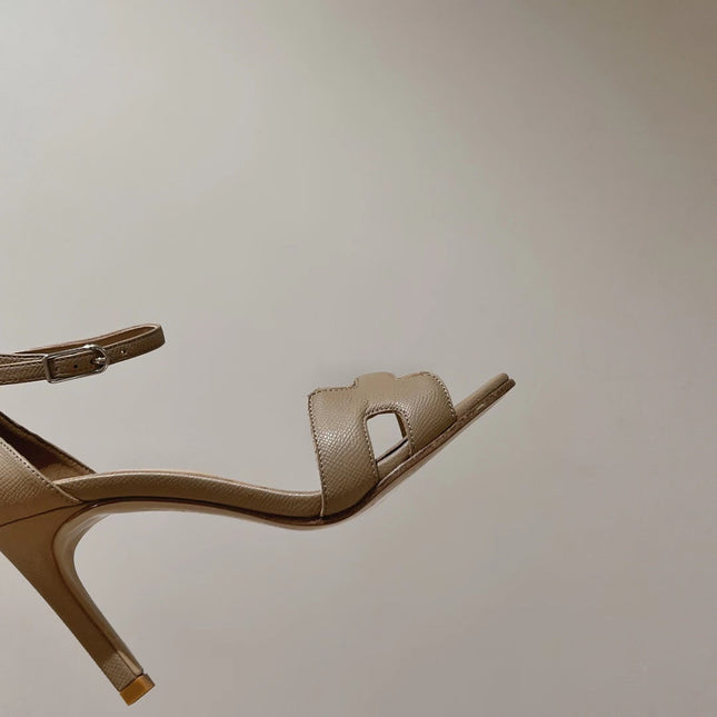 PREMIERE 105 SANDAL IN SAND BROWN CALFSKIN