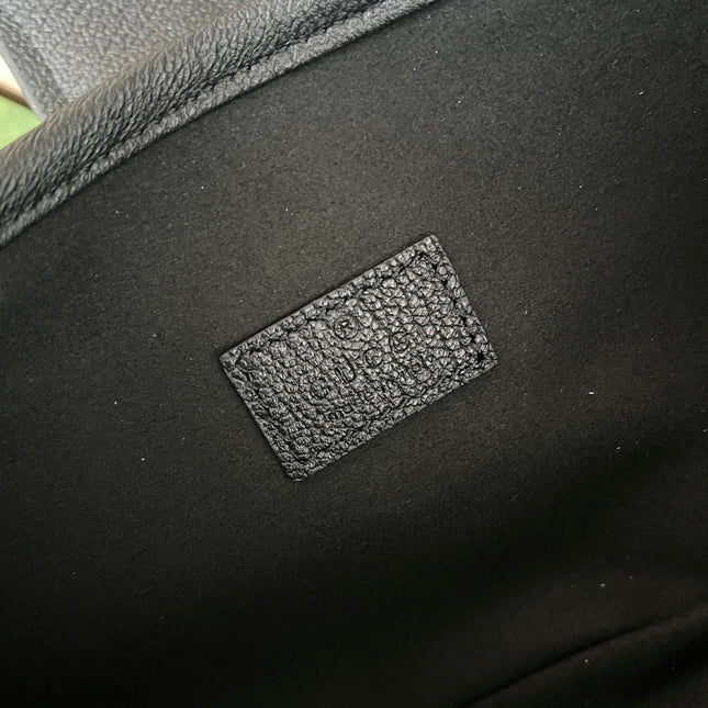 APHRODITE SMALL SHOULDER BAG 27 IN BLACK CALFSKIN GOLD HARDWARE