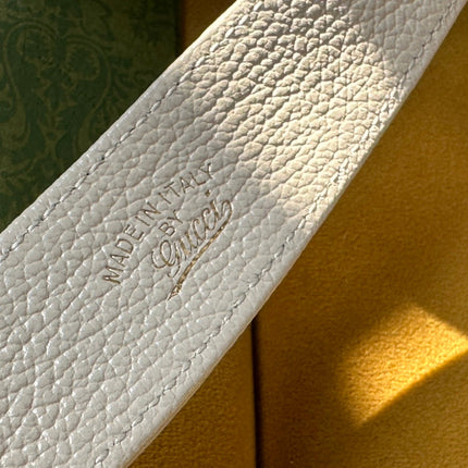 SHOULDER BAG 25 IN WHITE LAMBSKIN GOLD HARDWARE