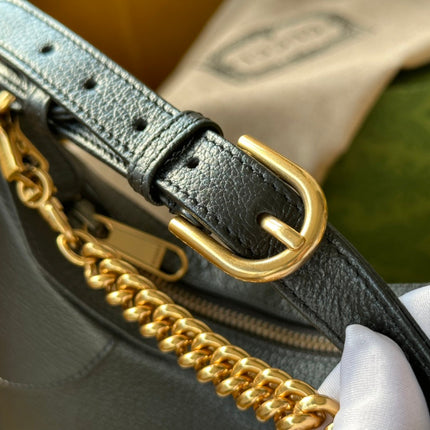 SHOULDER BAG 25 IN BLACK LAMBSKIN GOLD HARDWARE