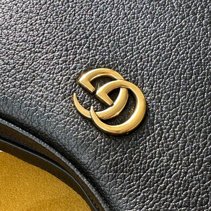 SHOULDER BAG 25 IN BLACK LAMBSKIN GOLD HARDWARE