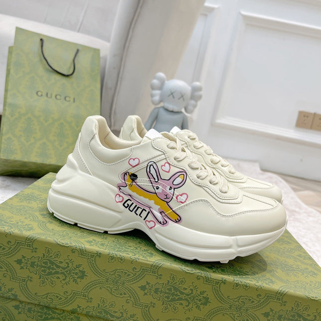 GG RHYTON TRAINER WHITE LAMBSKIN WITH FOX ICON