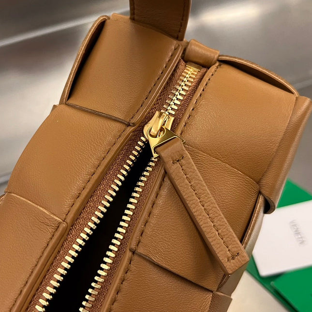 BRICK CASSETTE 28 IN BRONZE BROWN CALFSKIN