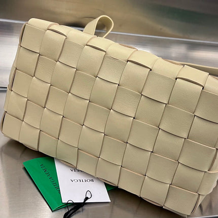 MEDIUM 28 CASSETTE BEIGE LAMBSKIN