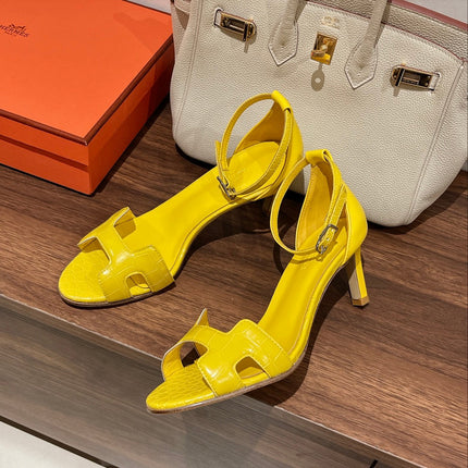 PREMIERE 70 SANDAL IN BRIGHT YELLOW CALFSKIN