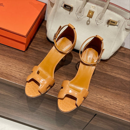 PREMIERE 105 SANDAL IN PEANUT BROWN CALFSKIN