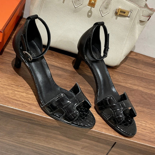 PREMIERE 70 SANDAL IN BLACK PATENT CALFSKIN