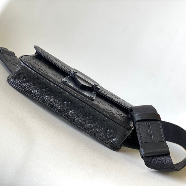 LV 25S S LOCK MESSENGER BAG 21 IN BLACK FULL EMBOSSED TAURILLON CALFSKIN