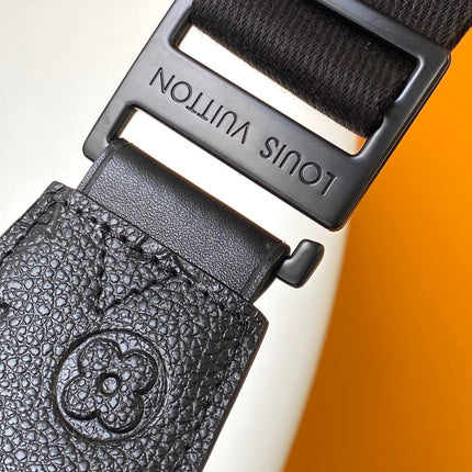 LV 25S S LOCK MESSENGER BAG 21 IN BLACK FULL EMBOSSED TAURILLON CALFSKIN