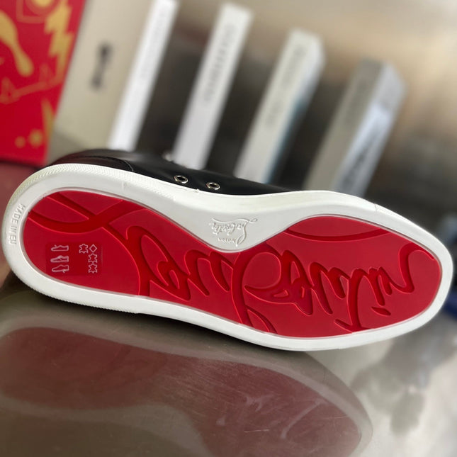 FIQUE A VONTADE SLIP-ON SNEAKERS IN BLACK SHINY CALFSKIN