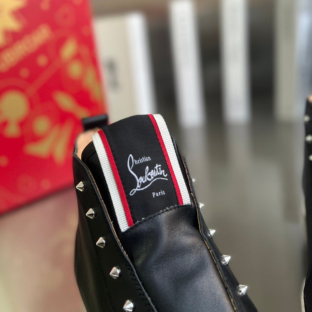 FIQUE A VONTADE SLIP-ON SNEAKERS IN BLACK SHINY CALFSKIN