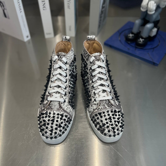 SPIKE STUDDED HIGH-TOP SNEAKERS IN WHITE MIX BLACK CALFSKIN