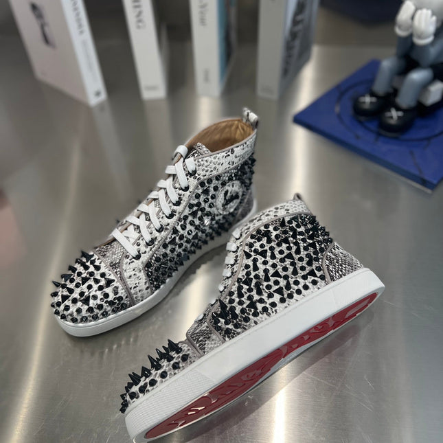 SPIKE STUDDED HIGH-TOP SNEAKERS IN WHITE MIX BLACK CALFSKIN