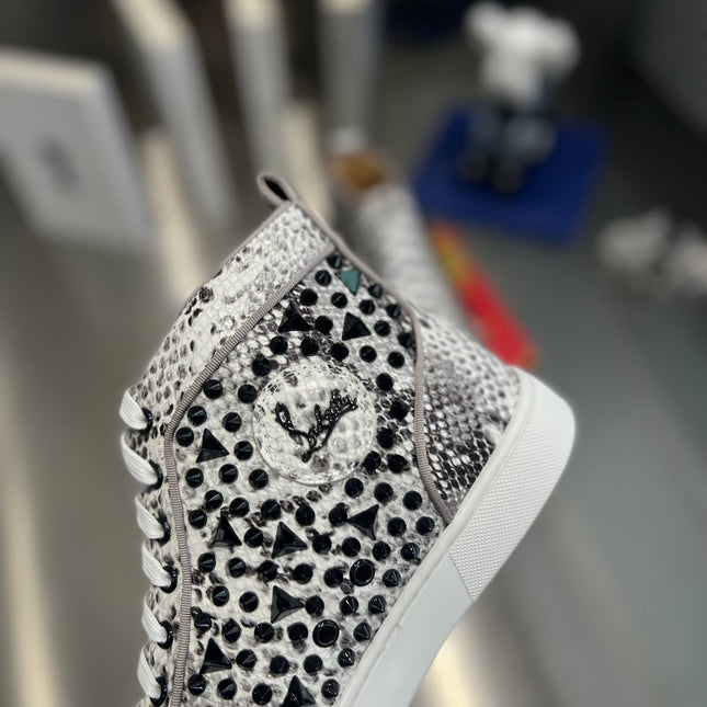 SPIKE STUDDED HIGH-TOP SNEAKERS IN WHITE MIX BLACK CALFSKIN