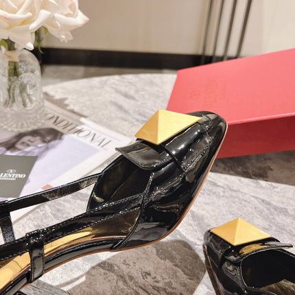 ONE STUD BLACK PATENT LEATHER LACE-UP HIGH HEELS 85 MM