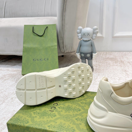 GG RHYTON TRAINER WHITE LAMBSKIN WITH CAT ICON