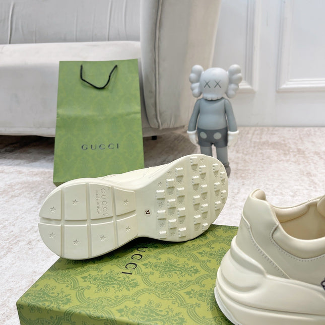 GG RHYTON TRAINER WHITE LAMBSKIN WITH CAT ICON