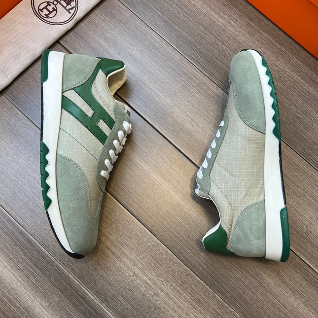 HM TRAIL SNEAKER STONE AND LIGHT GRAY CANVAS