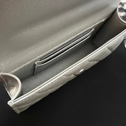 CC KELLY 18 BAG IN SILVER CALFSKIN WITH STRAP