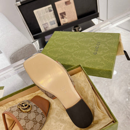 GG EXCLUSIVE SLIDE SANDAL CARAMEL AND BROWN FABRIC