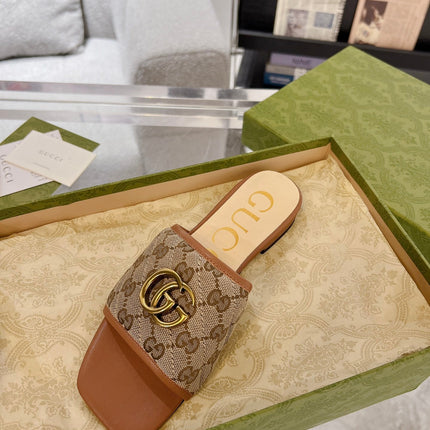 GG EXCLUSIVE SLIDE SANDAL CARAMEL AND BROWN FABRIC