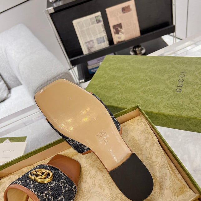 GG EXCLUSIVE SLIDE SANDAL CARAMEL AND BLACK FABRIC