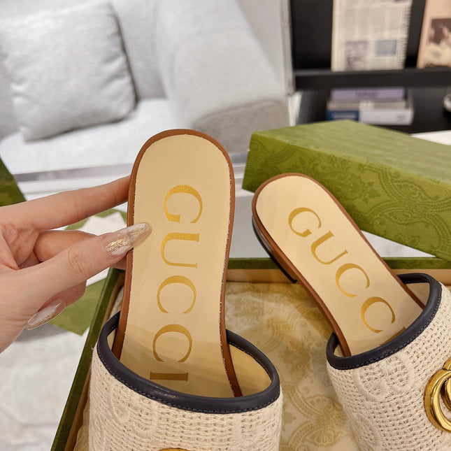 GG EXCLUSIVE SLIDE SANDAL CARAMEL AND CREAM SEDGE