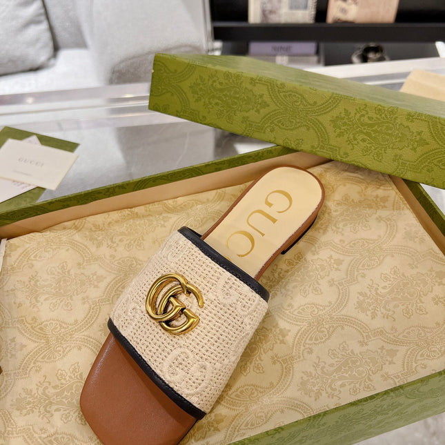 GG EXCLUSIVE SLIDE SANDAL CARAMEL AND CREAM SEDGE
