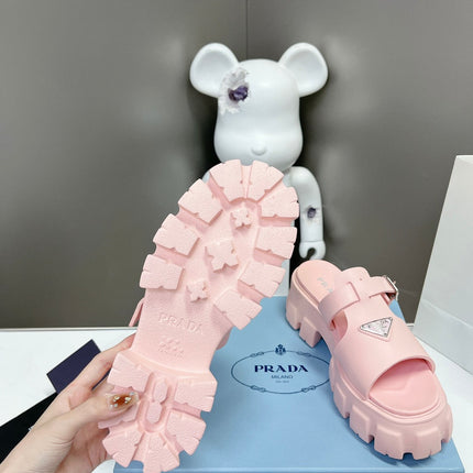 MONOLITH SLIPPER SANDALS IN LIGHT PINK RUBBER