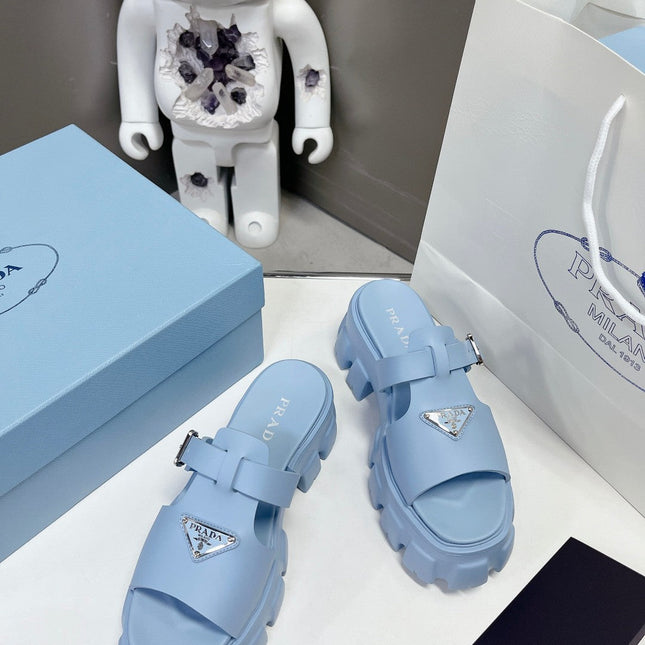 MONOLITH SLIPPER SANDALS IN SKY BLUE RUBBER