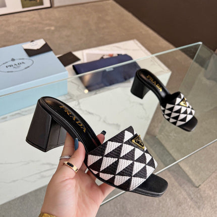 PRA EMBROIDERED SLIDES 65 BLACK AND WHITE FABRIC